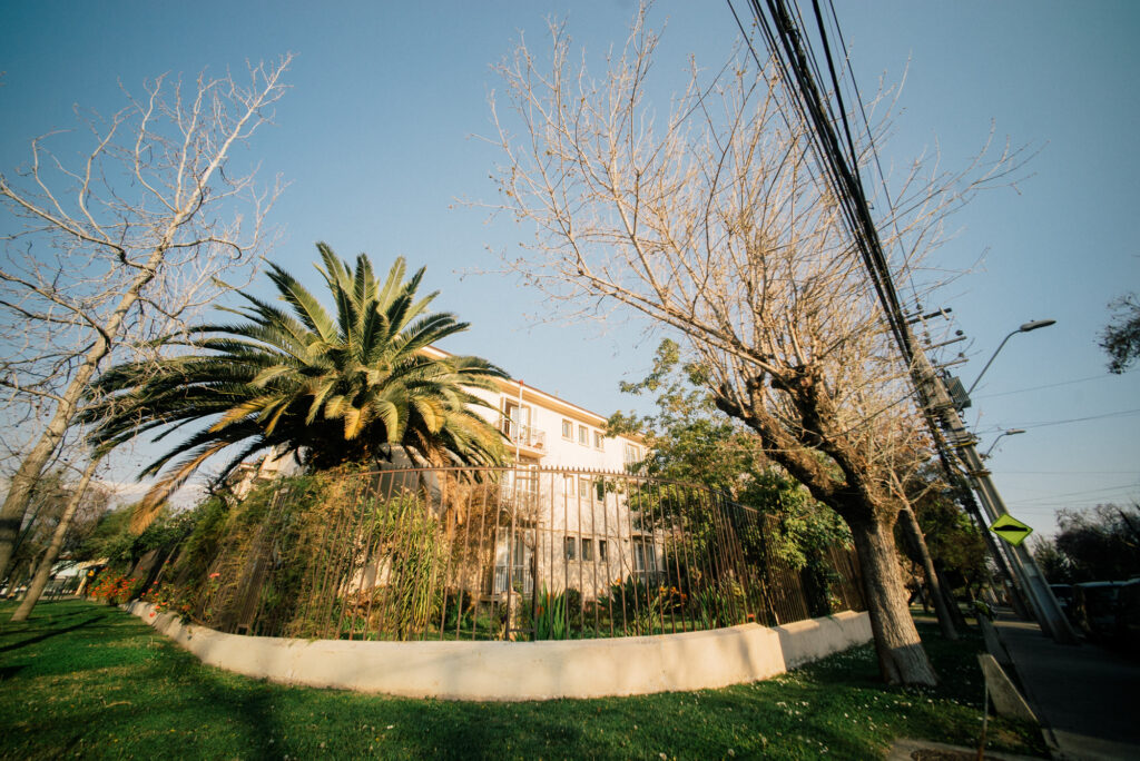 VIVE EN ÑUÑOA, LINDO PARQUE, LUZ Y BARRIO